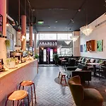 Hostel Clinkmama *
